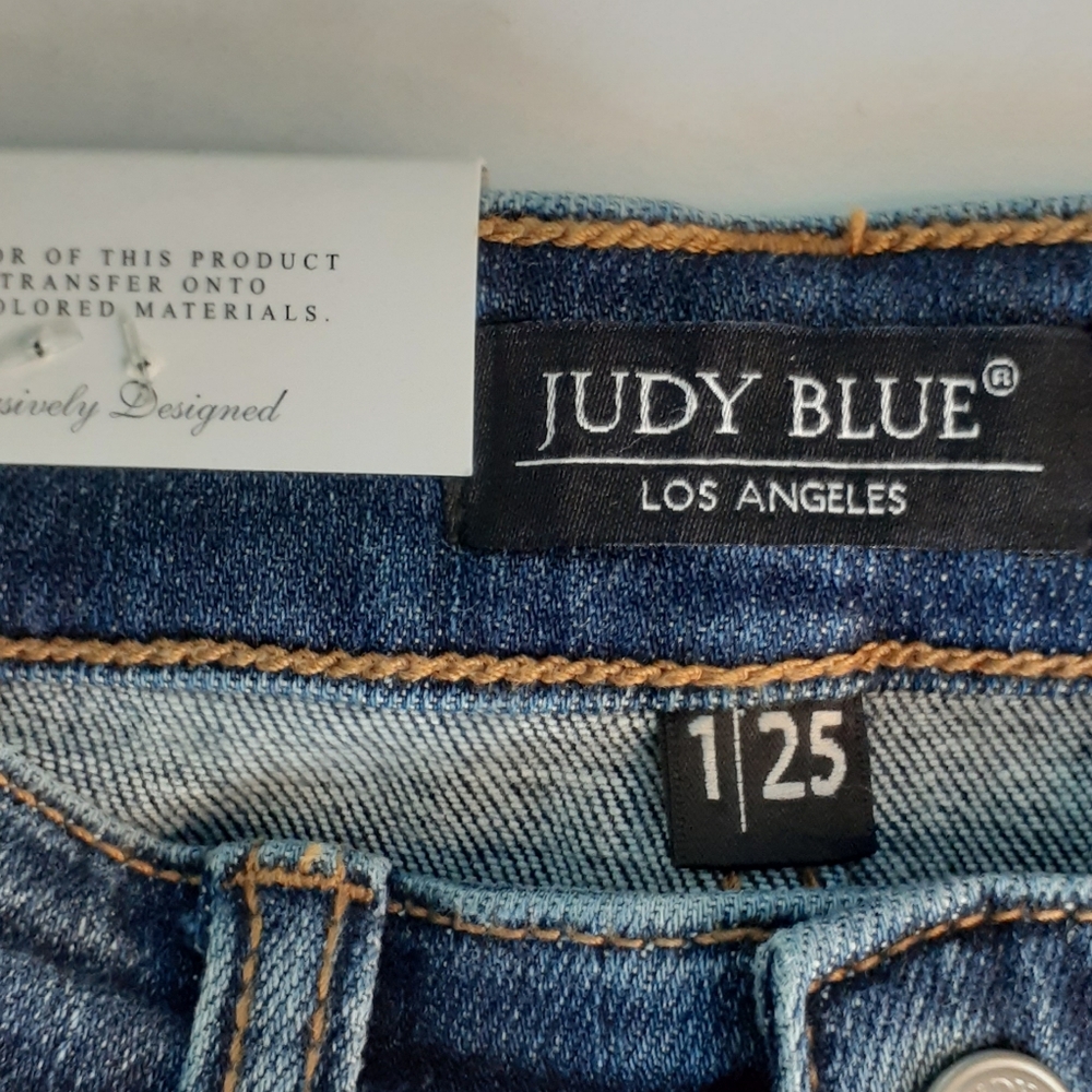 Judy Blue Classic Straight Jeans. Size 1-25. New With Tag. Excellent Condition. - Picture 3 of 12